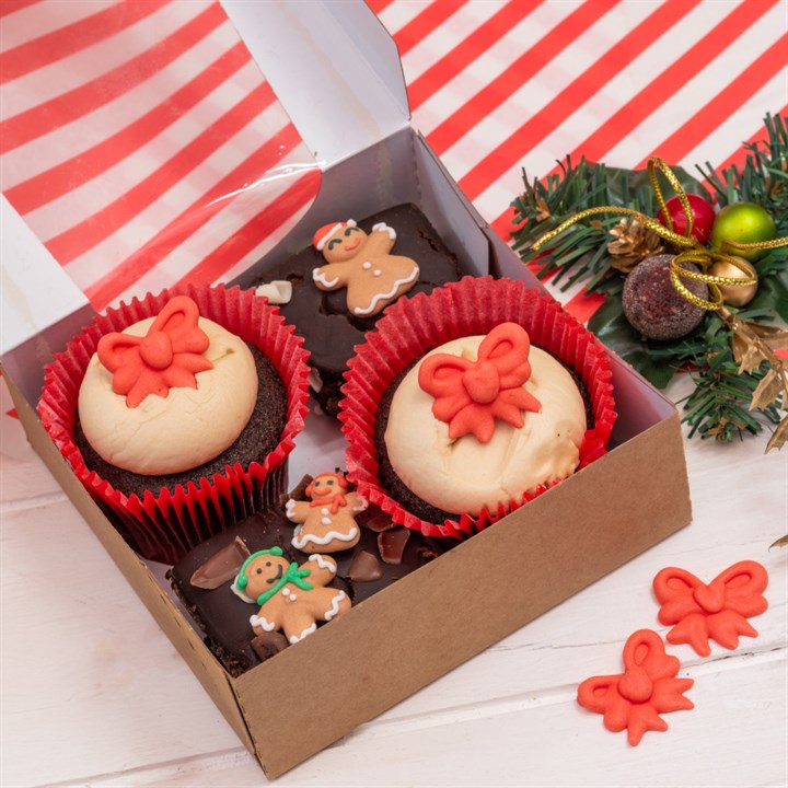 Stef Chef Red Christmas Bow Sugar Toppers - 15 Pack